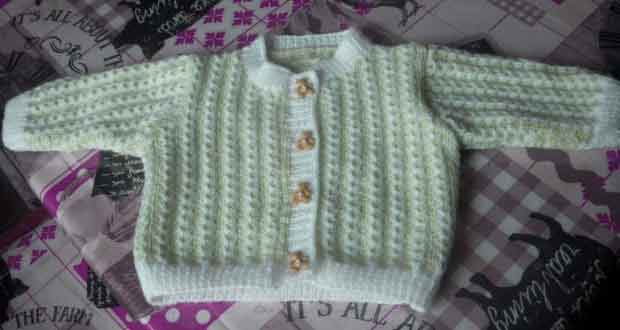 Gilet à rayures et torsades bébé Gilet à rayures et torsades bébé